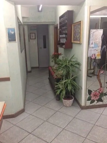 Minerva بيترا ليغوري