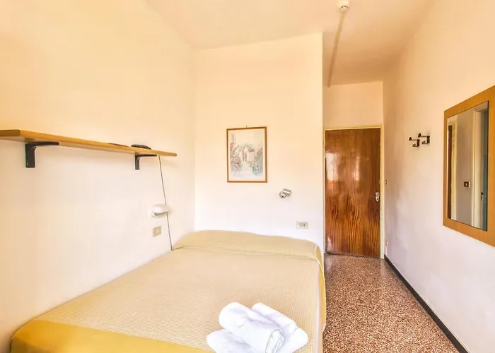 Minerva بيترا ليغوري